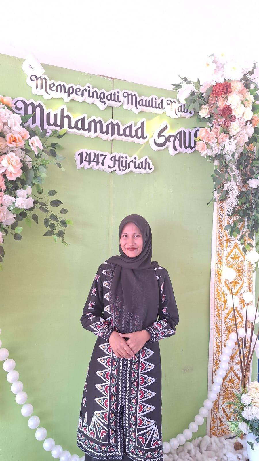 <center><br>Yulia Burhan<br>1112026107950002</center>