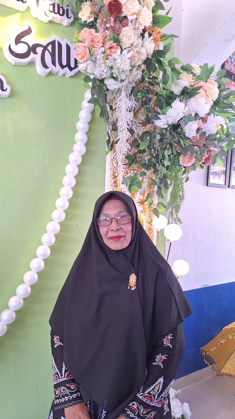 <center>Wali Kelas XI-6<br>Salmah, S.Pd<br>196808202005042001</center>