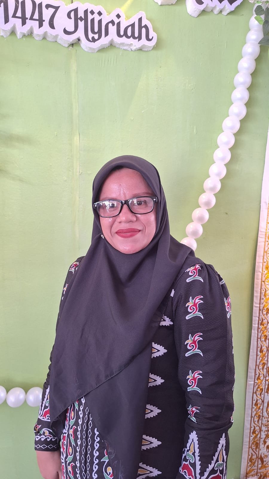 <center><br>Rauzah, S.Pd<br>2159765666130123</center>